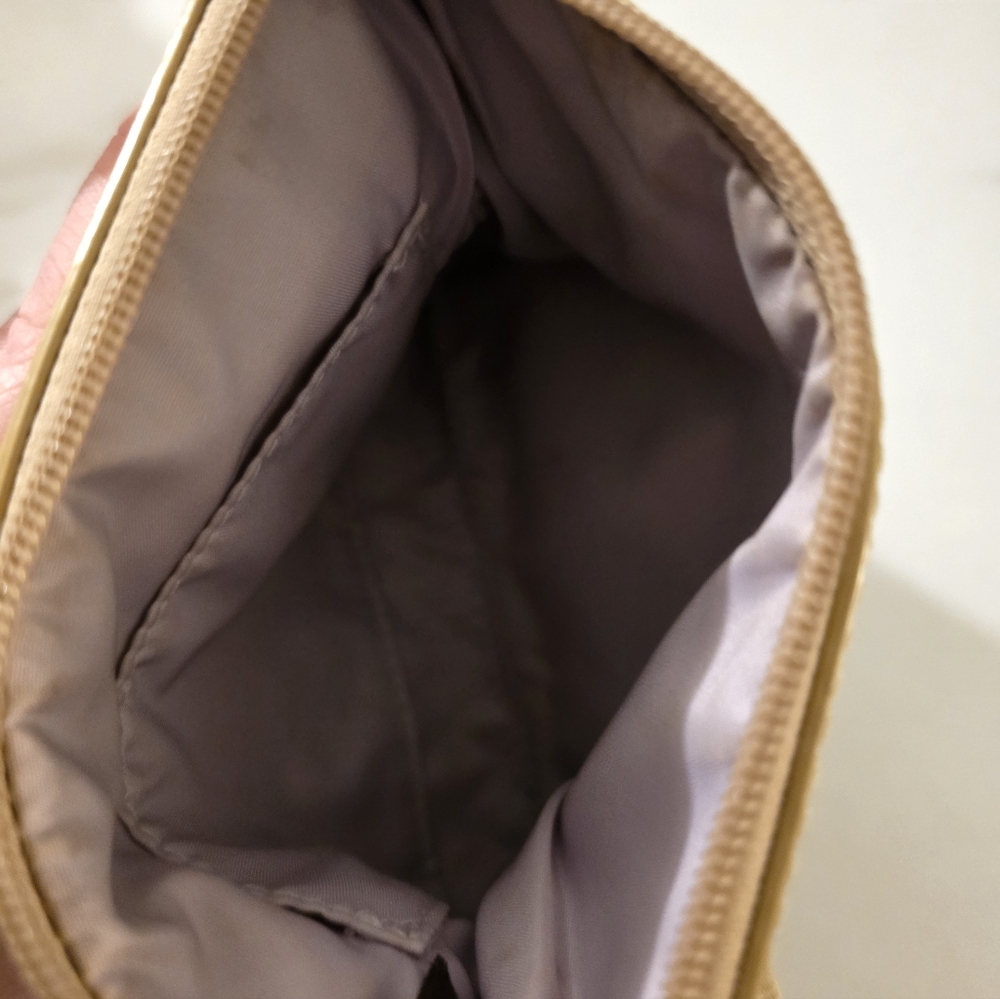 Coach Tan Leather Shoulder Bag with Signature Pouch See Pic 2 For Pouch - Picture 16 of 16